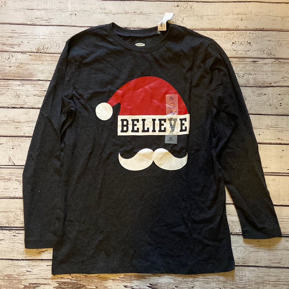 Old Navy Christmas tshirt Size XL